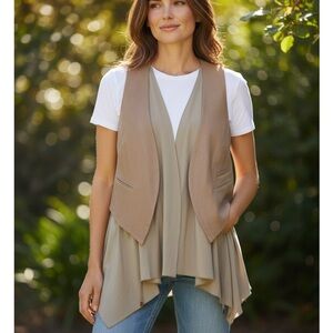 $2,160 Brunello Cucinelli Leather  and Silk sleeveless tunic vest ( fits M/L)